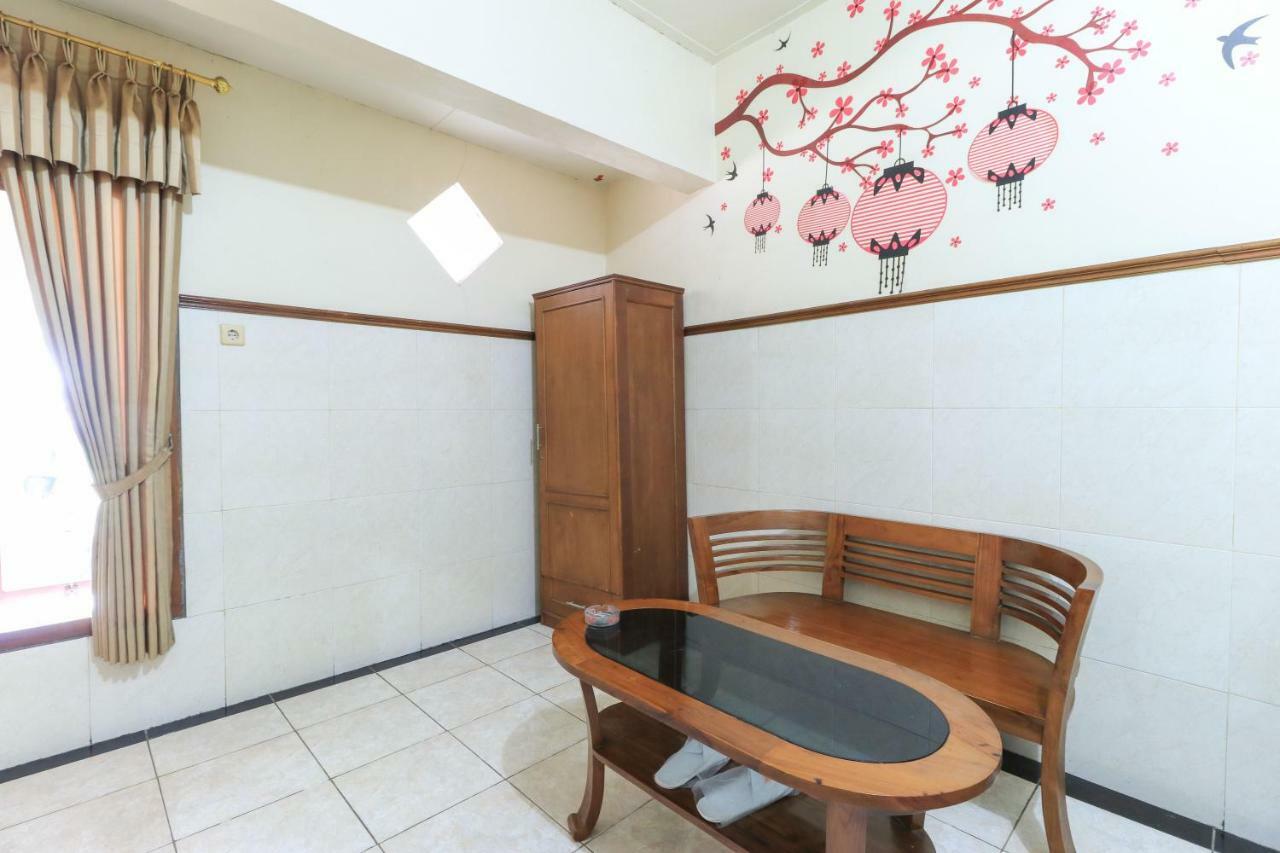 Naga Mas Hotel Mojokerto Eksteriør bilde